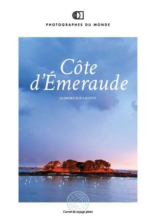 Couverture carnet de voyage photo Côte d'Emeraude avec un photographe pro