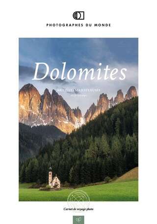 Couverture carnet de voyage photo Dolomites Printemps avec un pro