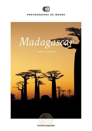 Couverture carnet de voyage photo Madagascar avec un photographe pro